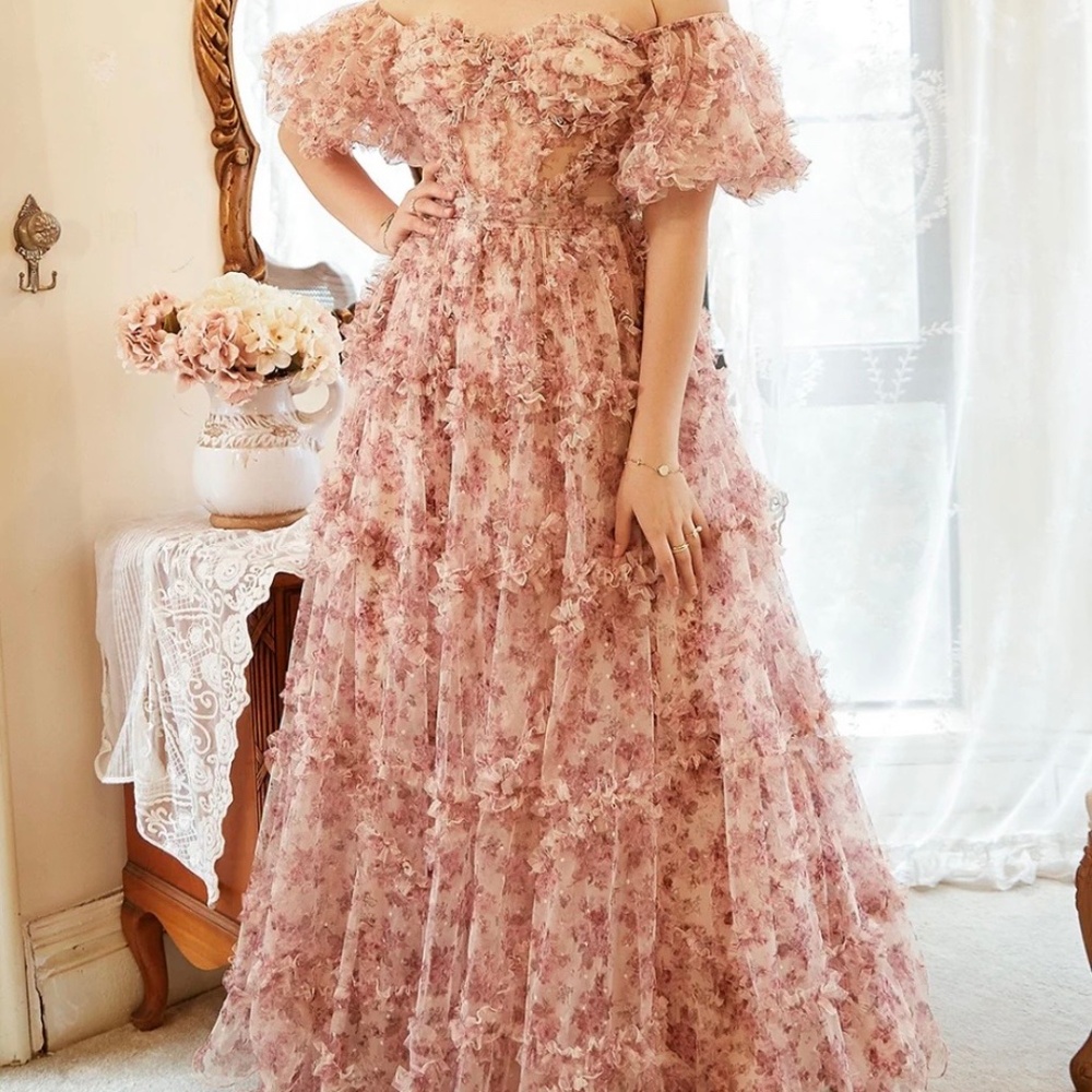 Zapaka Off Shoulder Flower Dress